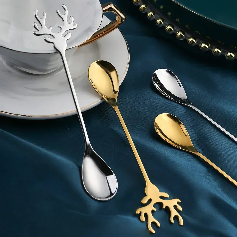 4pcs Christmas Elk Head Stainless Steel Coffee Spoons – Table Decor & Gifts for Xmas 2023 & New Year 2024